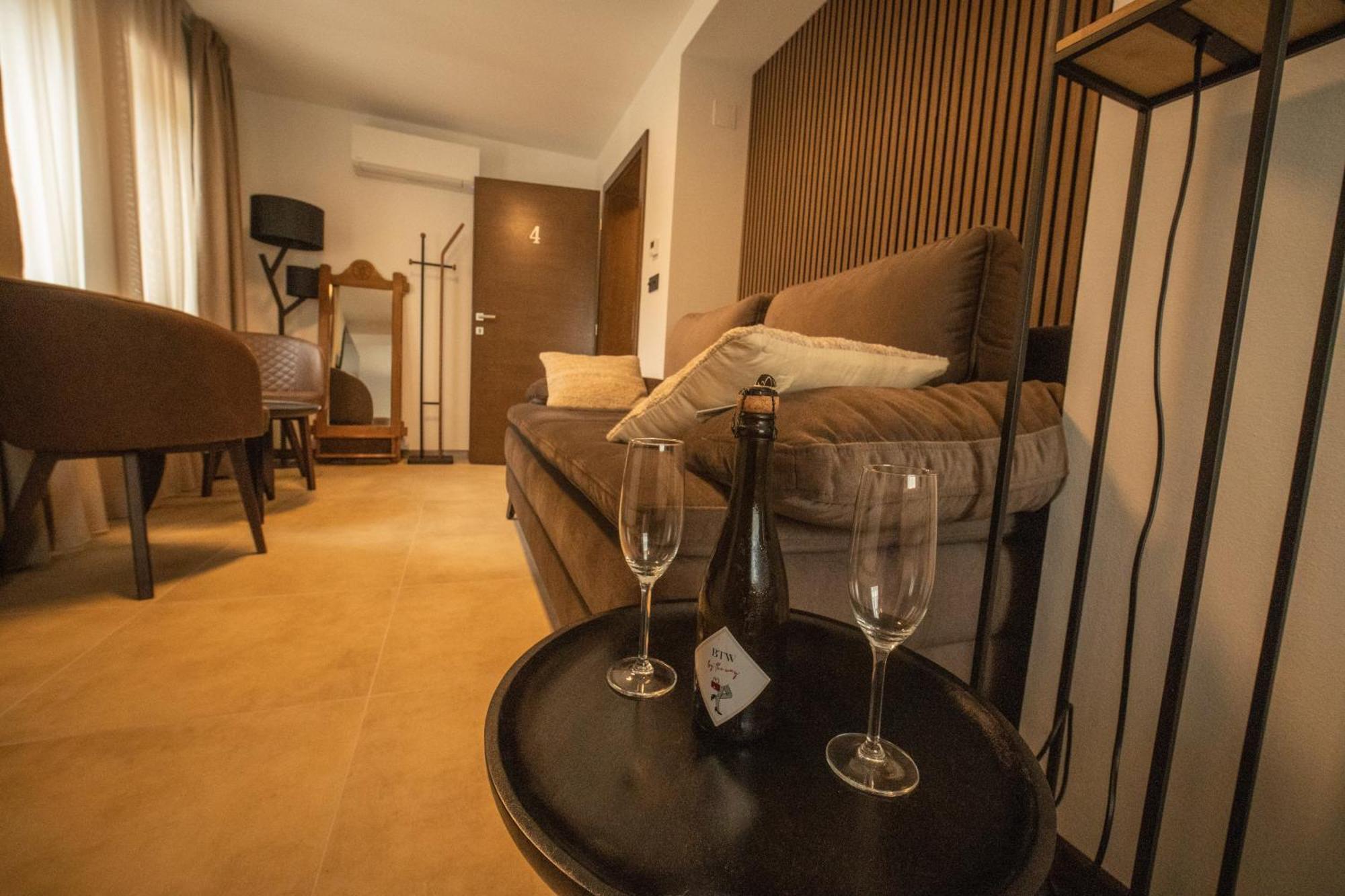 Cantina Rooms Hum na Sutli Exterior photo